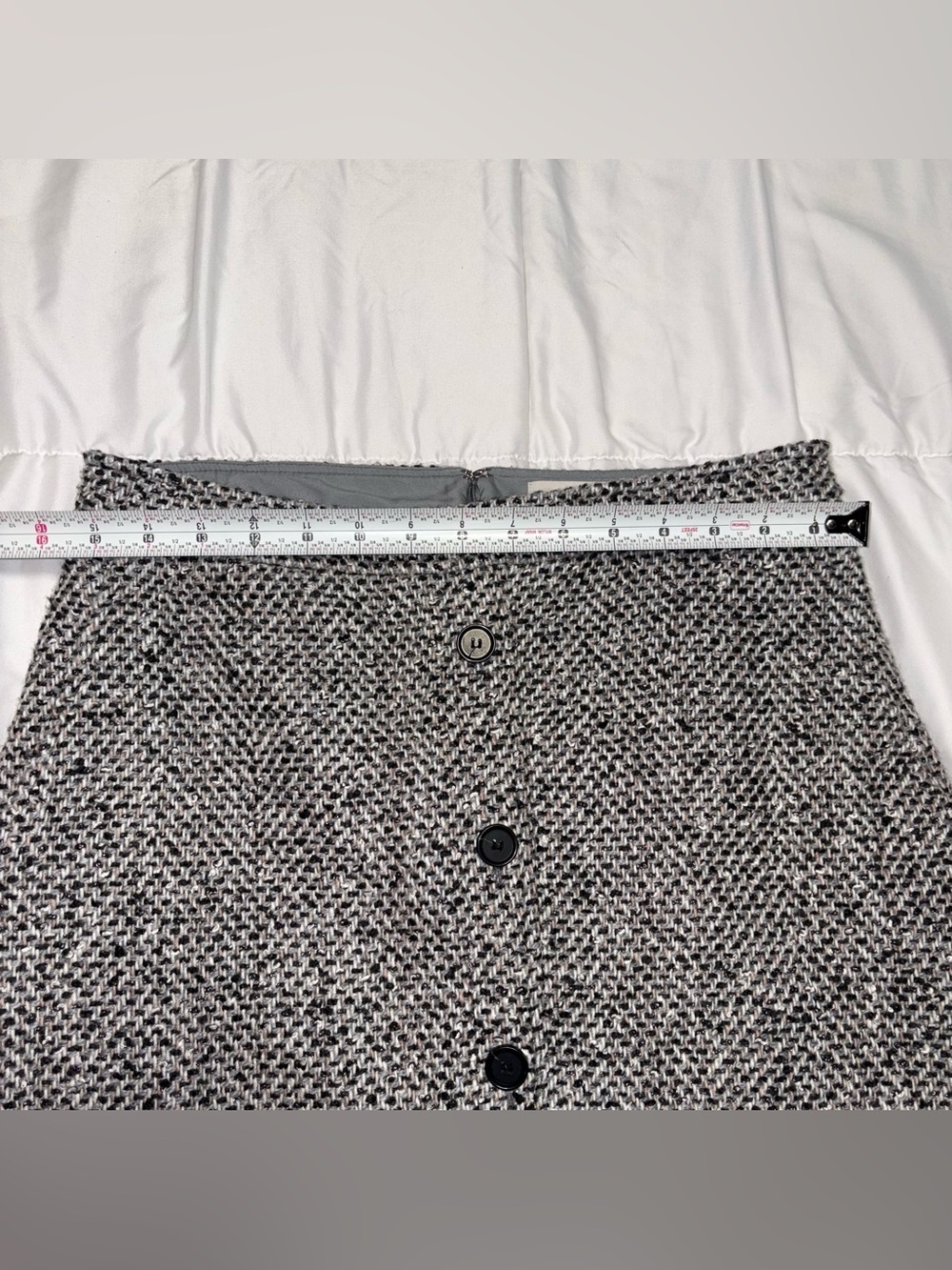 LOFT Tweed Button Front Wool Blend Skirt Size 8 Black White Tan Cream - Picture 8 of 10